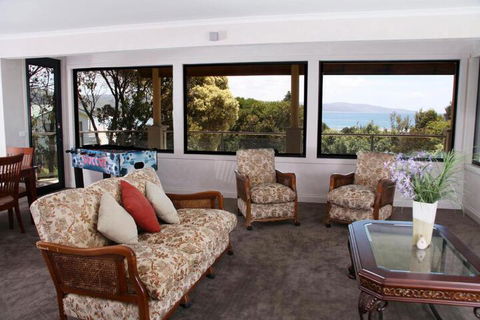 Beachside Entertainer - Maitland Accommodation 5