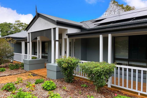 Clouds Mapleton - Maitland Accommodation 3