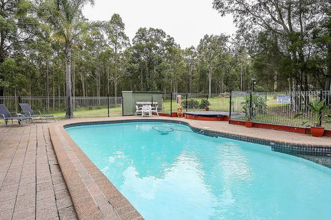 Vineyard Hill - Maitland Accommodation 4