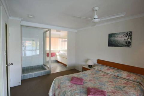 River Resort Villas - Maitland Accommodation 4