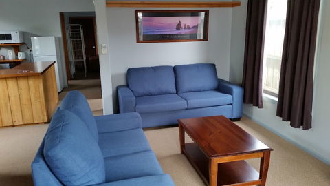 Seahorse Coastal Villas - Maitland Accommodation 4