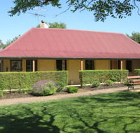 Goat Square Cottages - Maitland Accommodation