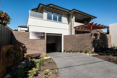 Orange Serviced Apartment - Maitland Accommodation 5