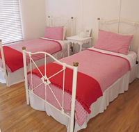 The Little Red Hen Bed  Breakfast - Maitland Accommodation