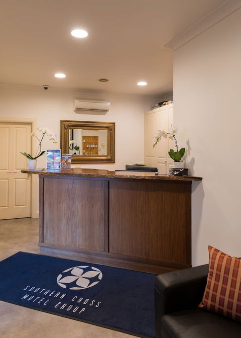 Bowen Inn Motel - Maitland Accommodation 3