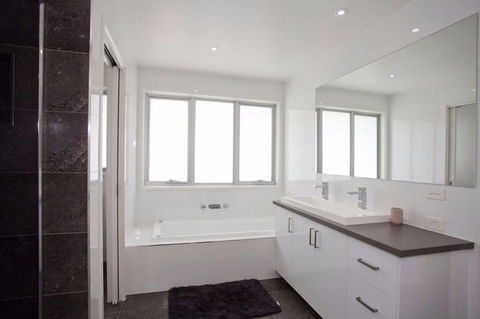 Whitewater Apartments - Maitland Accommodation 5