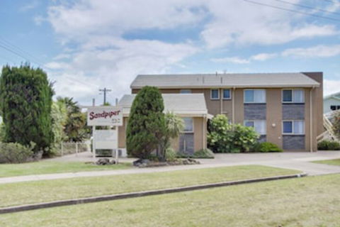 Sandpiper Holiday Apartments - Maitland Accommodation 0