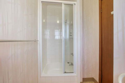 Sandpiper Holiday Apartments - Maitland Accommodation 2