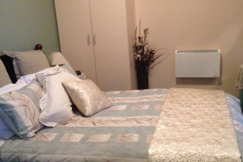 Butler House - Maitland Accommodation 5