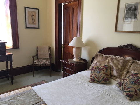 Victoria House - Maitland Accommodation 3