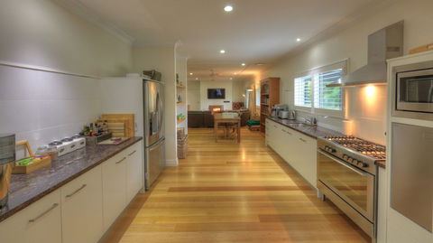 G.g's By The River - Maitland Accommodation 5