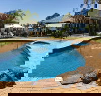 Capricorn Motor Inn - Maitland Accommodation