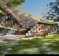 Avoca Beach Hotel - Maitland Accommodation