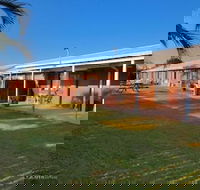 Morayfield Tavern  Motel - Maitland Accommodation