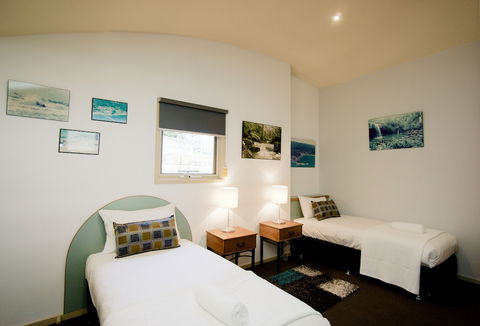 PierView Apartments - Maitland Accommodation 3