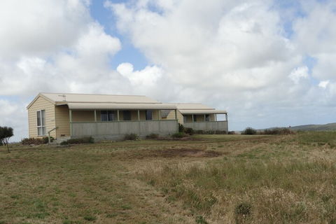 High View Family Cottages - Maitland Accommodation 4