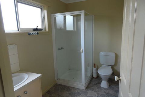 High View Family Cottages - Maitland Accommodation 1