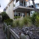 Battery Cove Beach Front Apartment - Maitland Accommodation 0