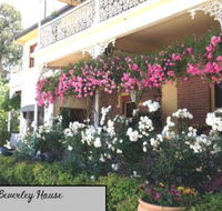 Beverley House - Maitland Accommodation