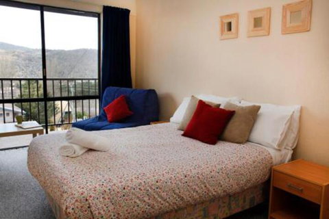 Balaton 4 - Maitland Accommodation 3