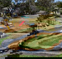 Victor Harbor Holiday  Cabin Park - Maitland Accommodation