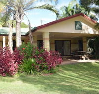 Mooyabil Farm Holidays - Maitland Accommodation