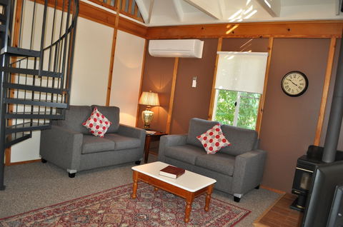 Bracken Ridge Villas - Maitland Accommodation 4