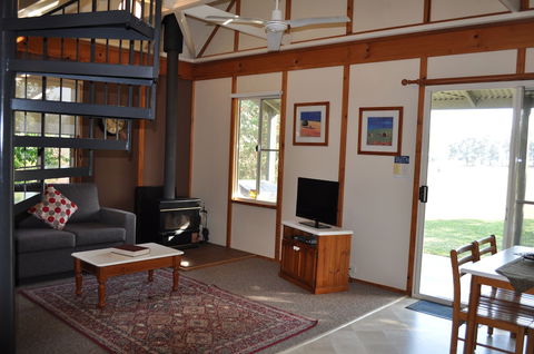 Bracken Ridge Villas - Maitland Accommodation 3