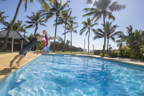 Sarina Beach Motel - Maitland Accommodation 4