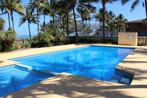 Sarina Beach Motel - Maitland Accommodation 5