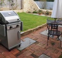 Cobblers Cottage B  B Accommodation