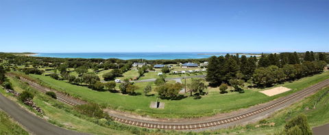 Surfside Holiday Park - Maitland Accommodation 0