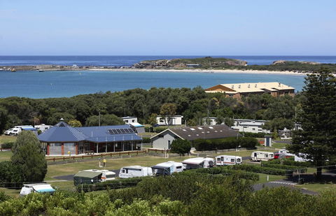 Surfside Holiday Park - Maitland Accommodation 1