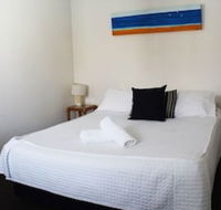 Ocean Side Hawks Nest - Maitland Accommodation