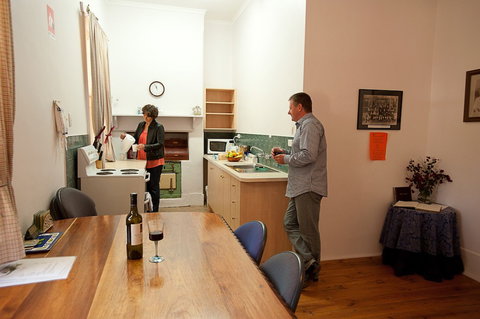 Black Jack Get-A-Way - Maitland Accommodation 2