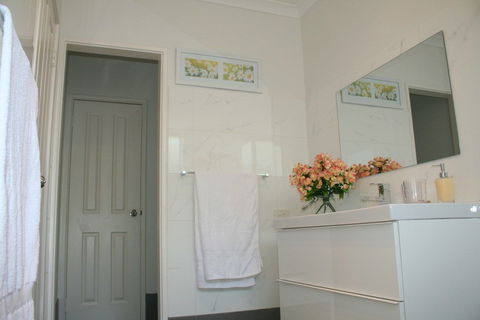 Merridees Place - Maitland Accommodation 4
