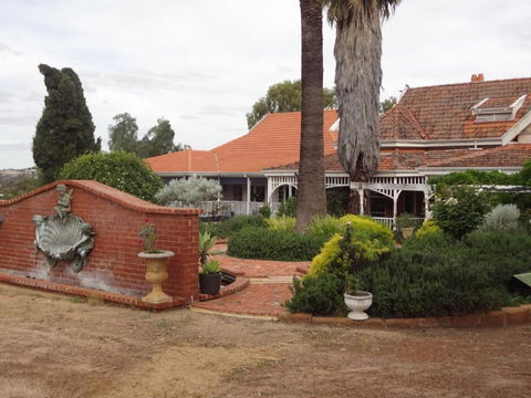 Hillside Country Retreat - Maitland Accommodation 3