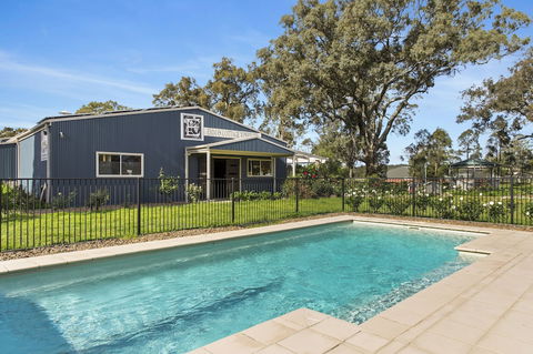 Emmas Cottage Vineyard - Maitland Accommodation 3
