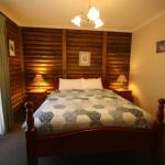 Halls Gap Log Cabins - Maitland Accommodation 0