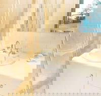 Baudin House - Maitland Accommodation