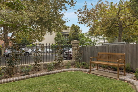 Dalziel Lodge - Maitland Accommodation 0