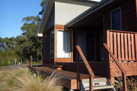 Yakkalla Holiday Cottage - Maitland Accommodation 0