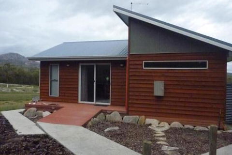 Yakkalla Holiday Cottage - Maitland Accommodation 1