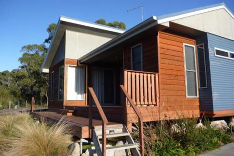 Yakkalla Holiday Cottage - Maitland Accommodation 3