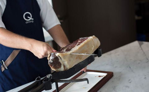 Q Dining - Maitland Accommodation 9