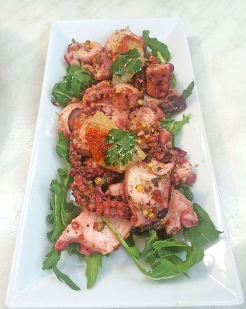 Crave The Establishment - Maitland Accommodation 2