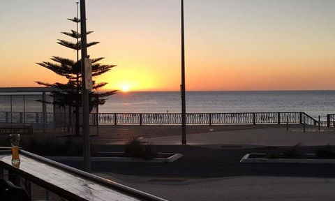 NINE 50 Restaurant & Bar - Maitland Accommodation 4