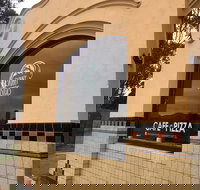 Skinny Sisters - Maitland Accommodation