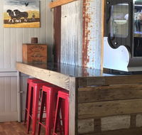 Stuff Ya Guts - Maitland Accommodation