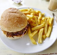 Maddison's In The Valley